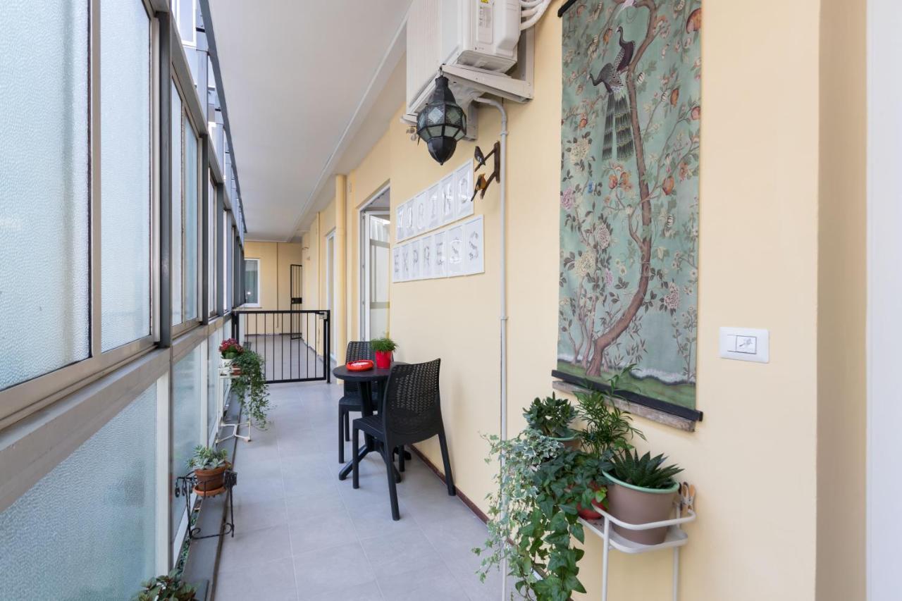 Torino Express Apartment Turim Exterior foto